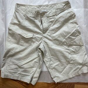 Columbia Women's Light Tan Cargo Shorts
